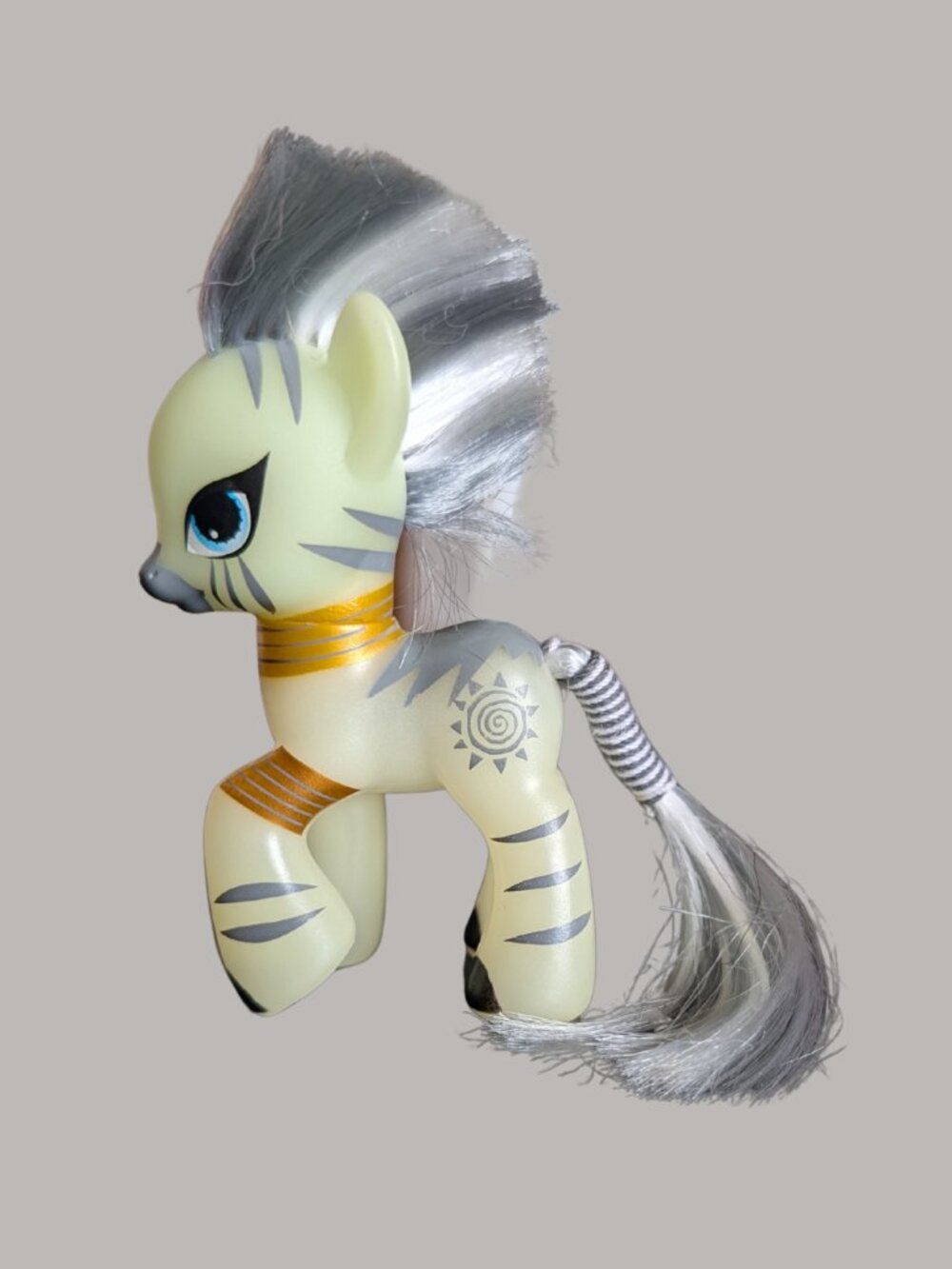 My Little Pony G4 Zecora Glow-in-the-Dark Zebra 2010